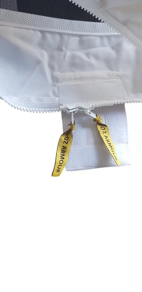 OZ ARMOUR Spare Veil With Zipper close up view