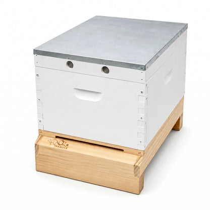OZ ARMOUR Painted Brood Box — Wax-Dipped Mesh Bottom Board