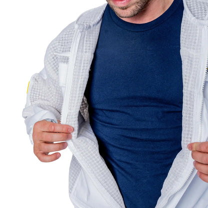 Close up of the neck zip collar