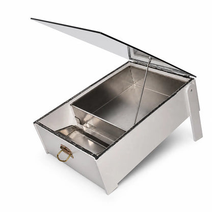 Solar wax melter with tray and clear lid